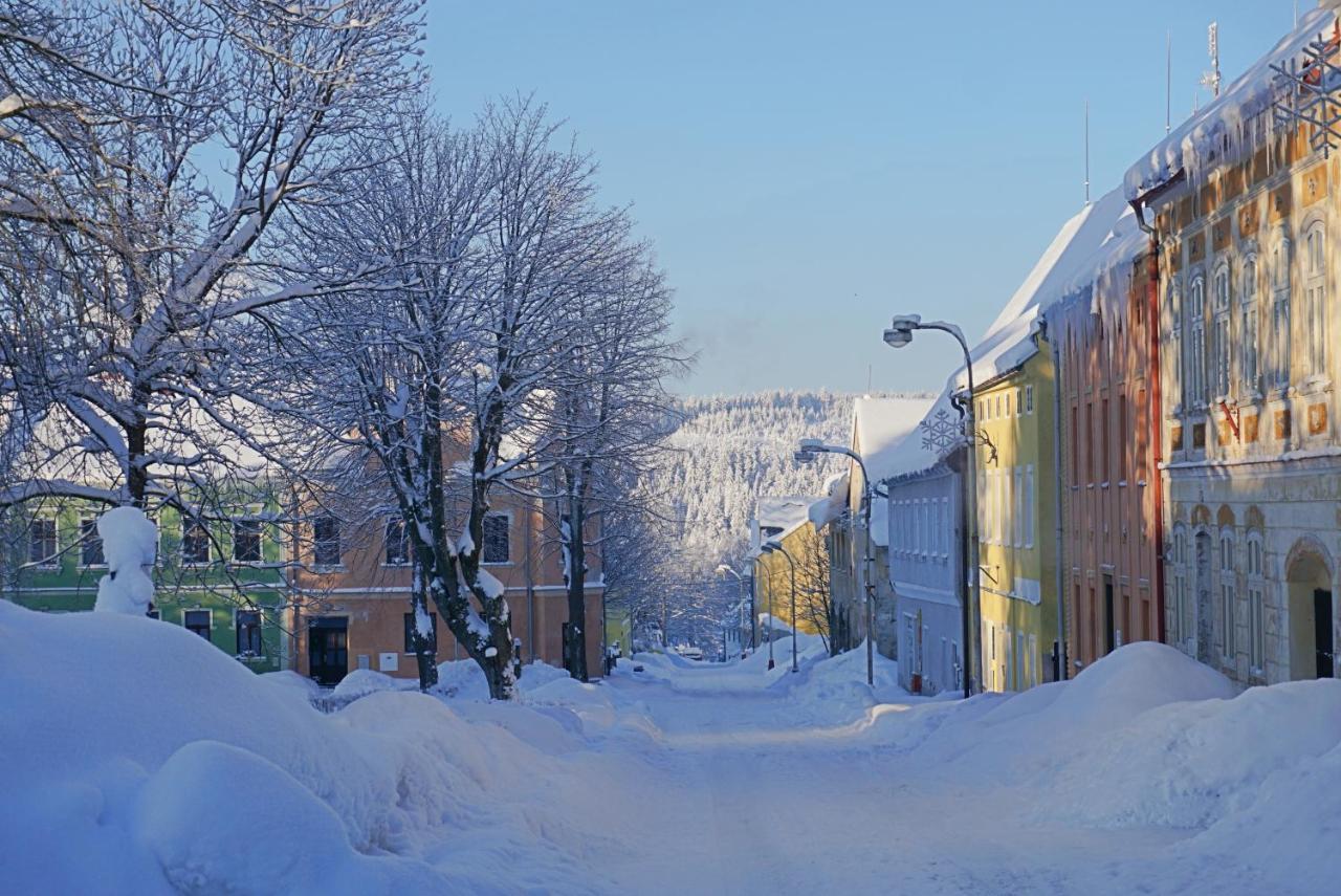 Apartmany U Muzea Horní Blatná Exterior foto