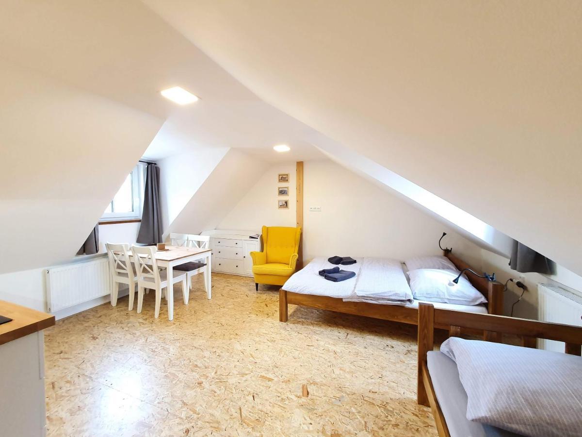 Apartmany U Muzea Horní Blatná Exterior foto